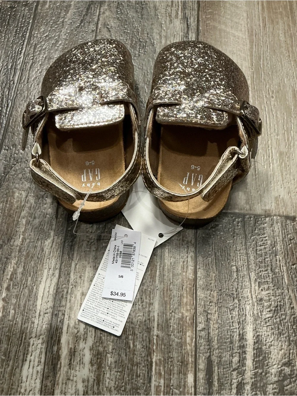 GAP Baby Glitter Clog Sandals in Gold Size 5/6